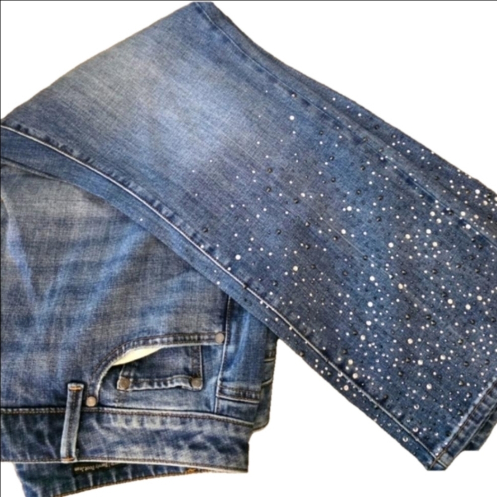 TALBOTS Blue Jeans with Rhinestone Detailing